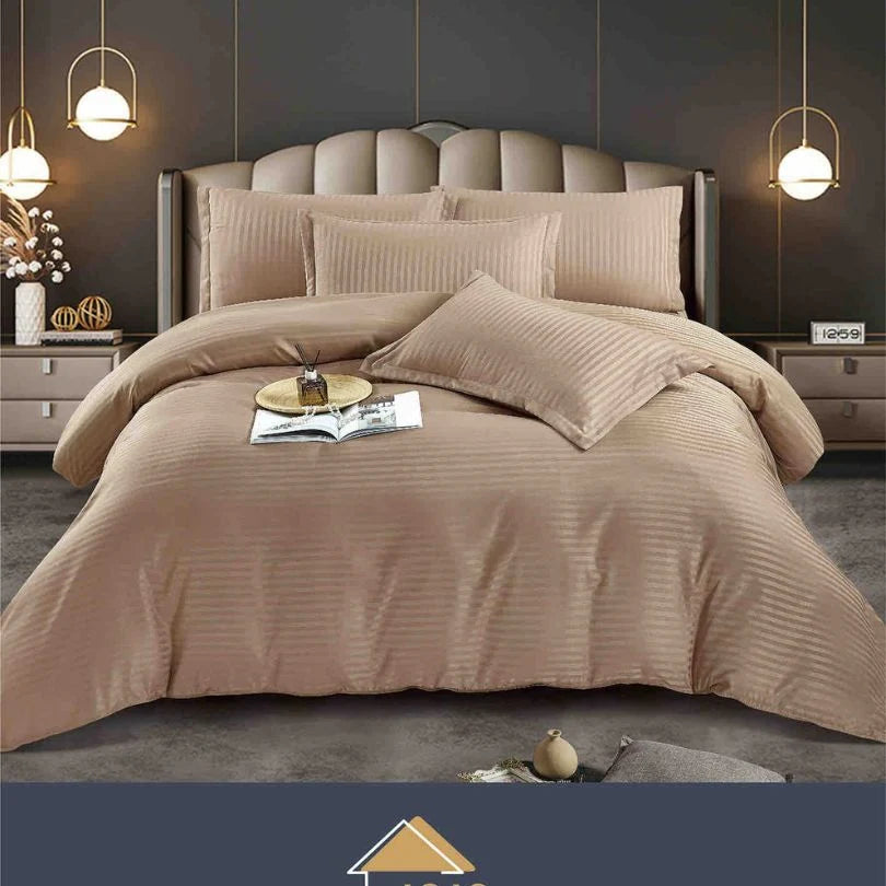 Lenjerie de Pat Damasc – 6 Piese cu Elastic, Elegantă și Rafinată – 2387 J